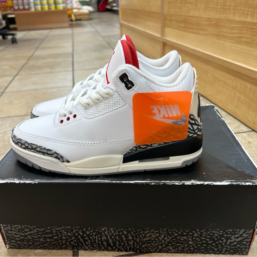 Air Jordan 3 retro white cement reimagined Size 7 men